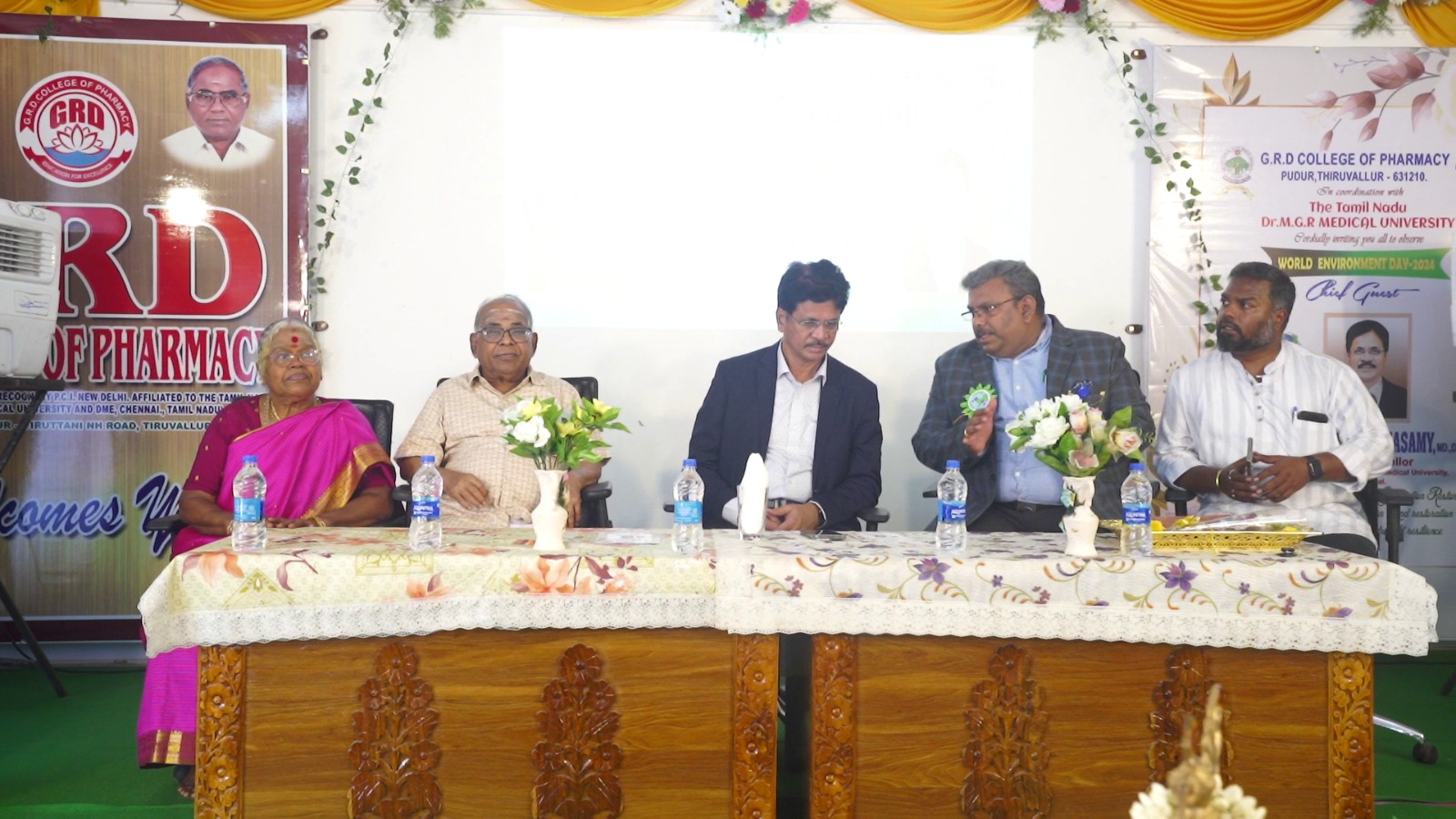 WhatsApp Image 2025-10-27 at 16.50.57_d83443c3